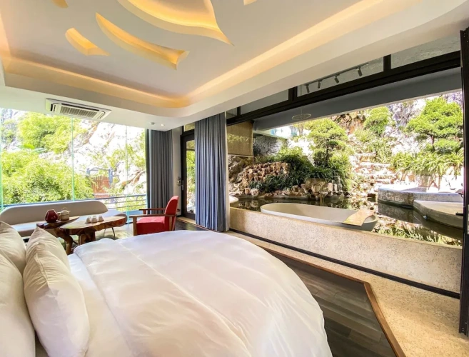 Double Suite
