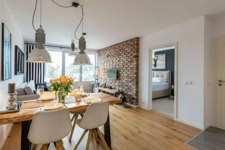 1 Bedroom Apartment