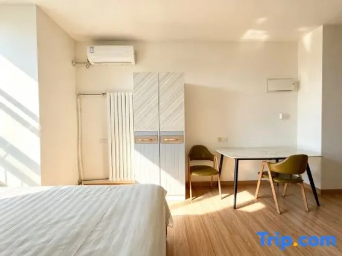 1 Bedroom Single Suite