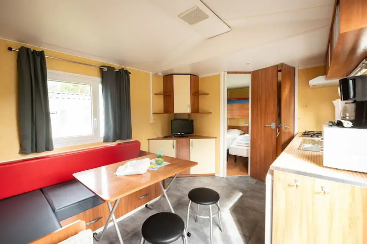 Mobile Home With Heated Pool