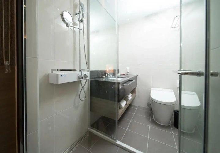 Deluxe Twin Family room
