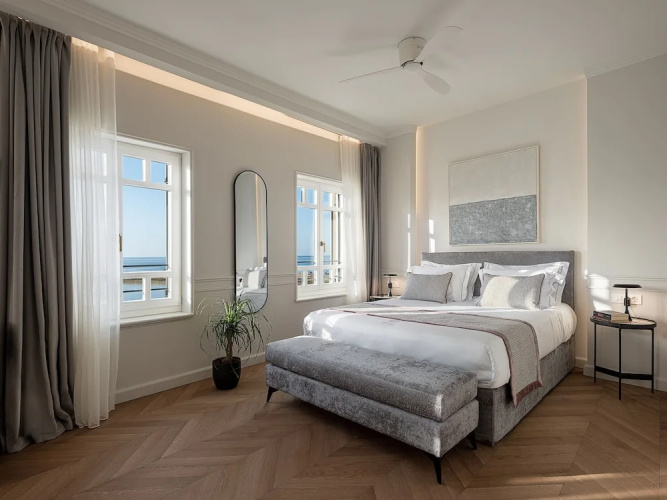 Riviera Suites