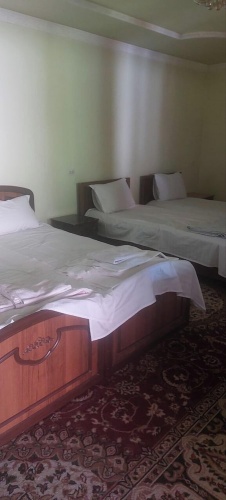 Classic Triple room with city view