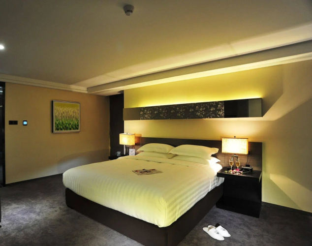 La Quay Hotel