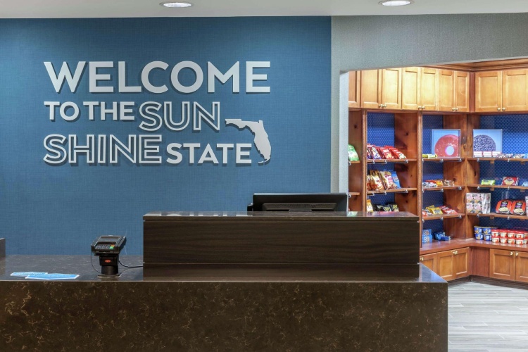 Hampton Inn & Suites Miami-Doral/Dolphin Mall photo 11