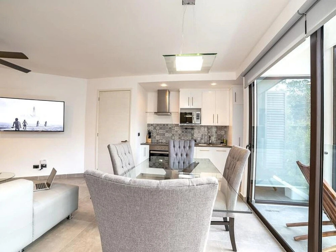 Modern 2 Br apartment for 6 sleeps At Aldea Zama