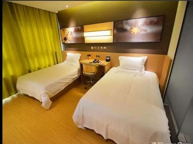 Economy Twin room