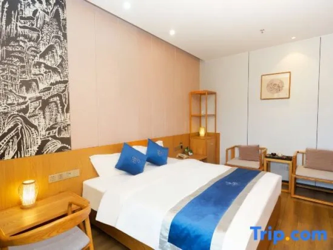 Standard Double room with river view