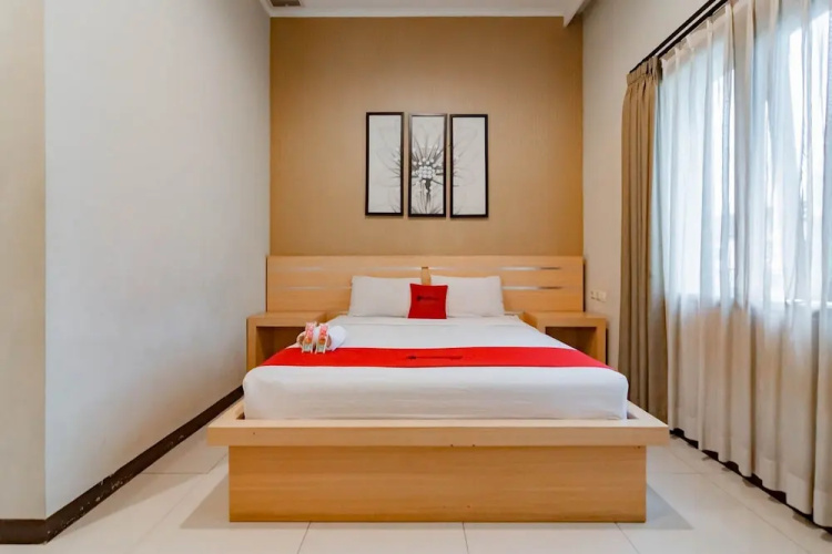RedDoorz @ Sersan Bajuri Atas