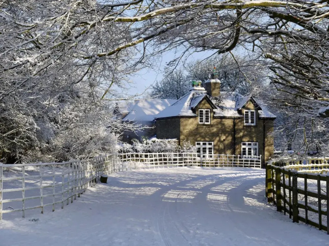 Stracey Cottage