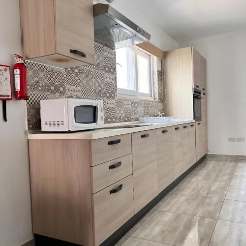 F4-2 Room 2 single beds shared bathroom