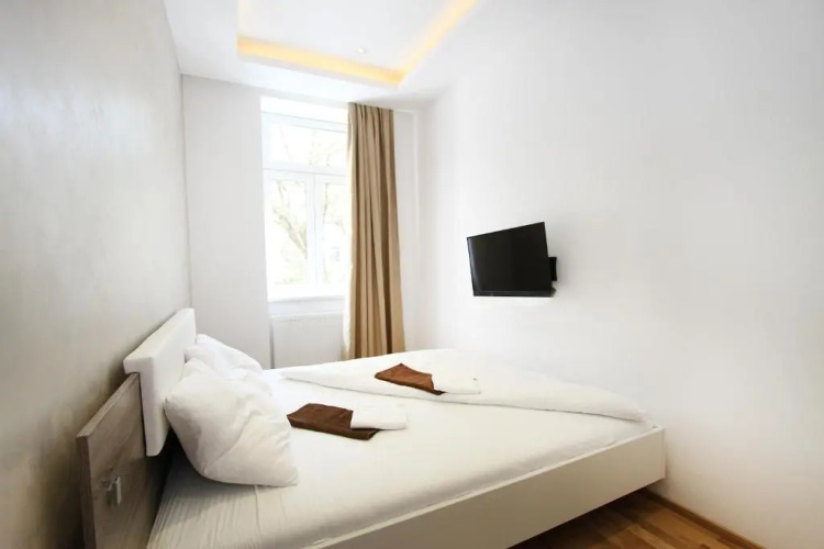 Aurellia Apartments
