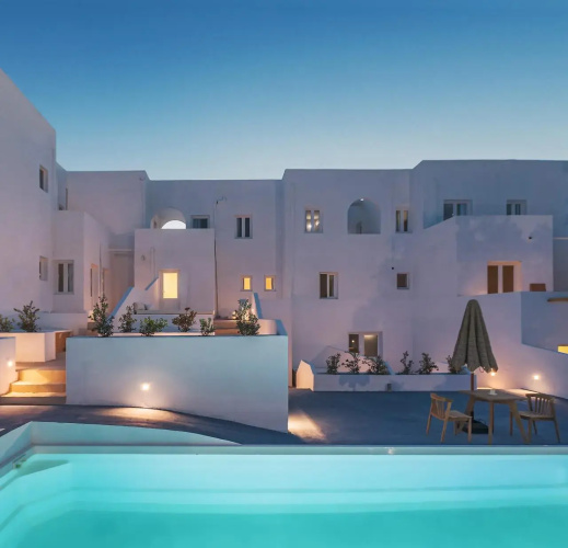 Voca Hotel & Suites