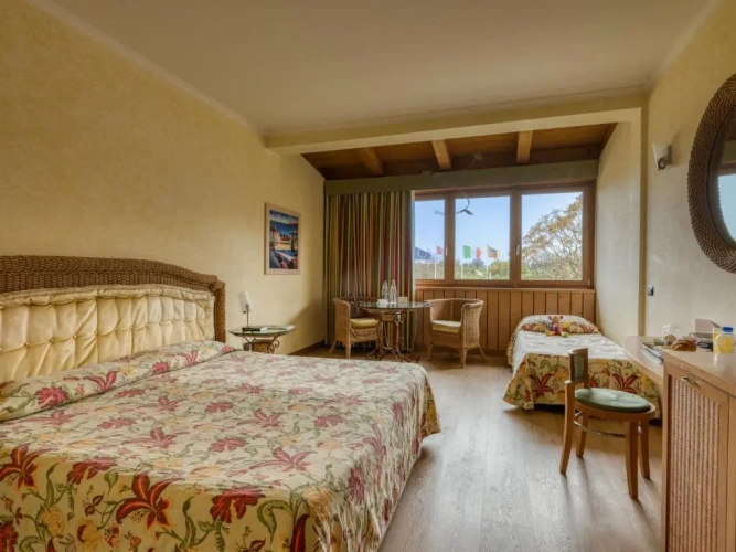 Superior Triple room