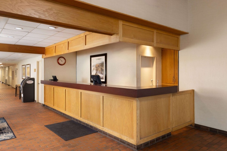 Travelodge By Wyndham Thunder Bay photo 12