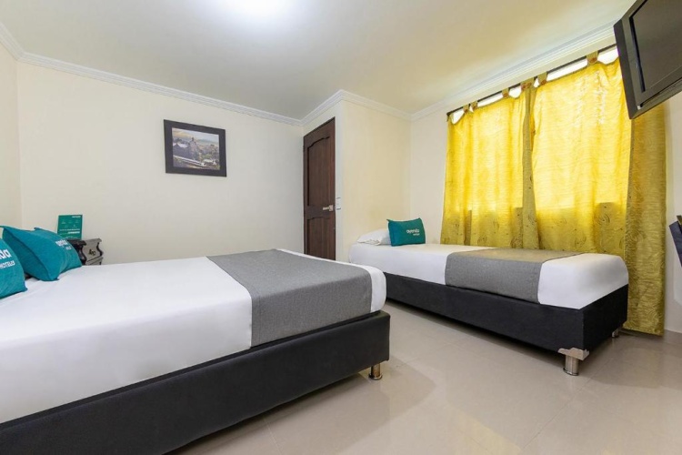 Standard Triple room