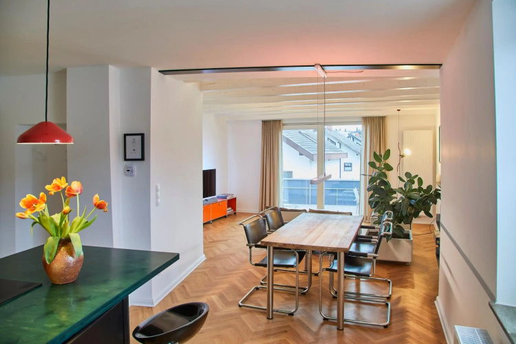 Klimatisierte Wohnung mit großer Terrasse