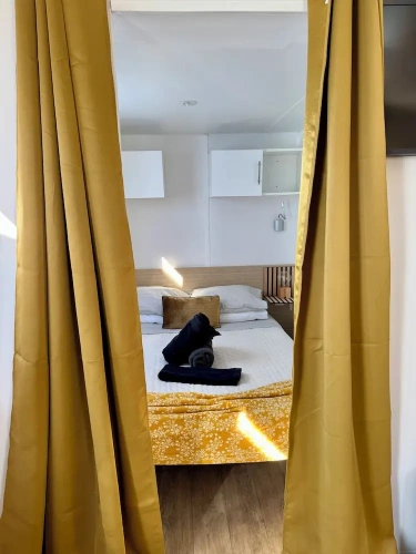2 Bedrooms Family Apartment