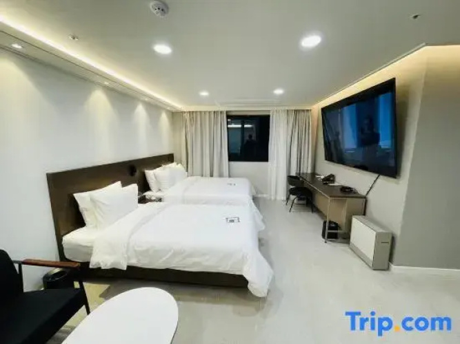 Road35 Hotel