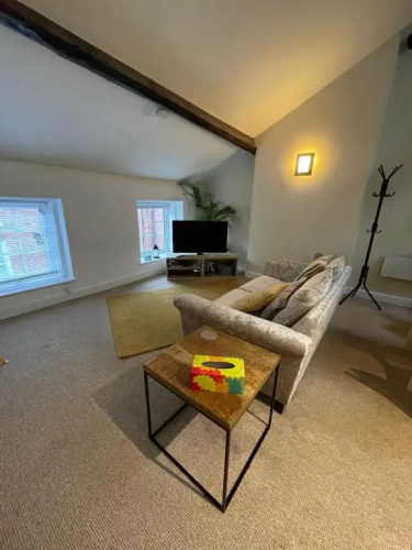 Flat 2 Chestergate