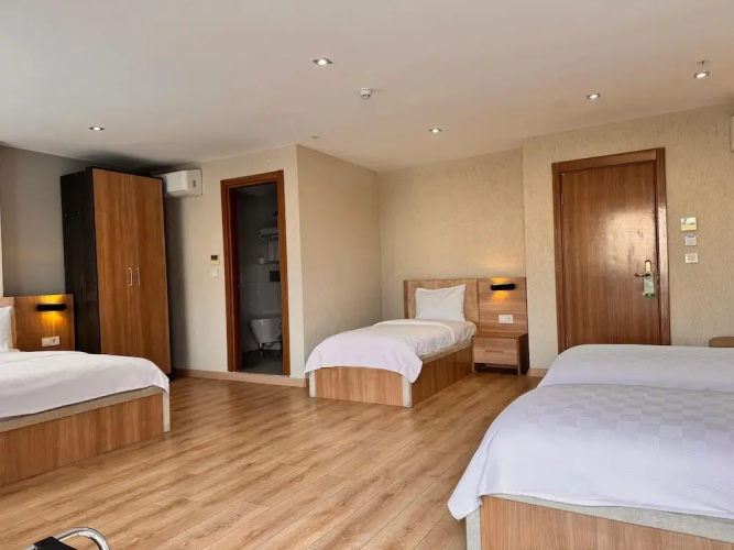 Inn Port Hotel
