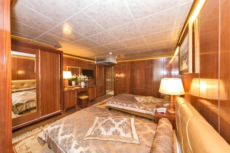 Cevheri's Hotel