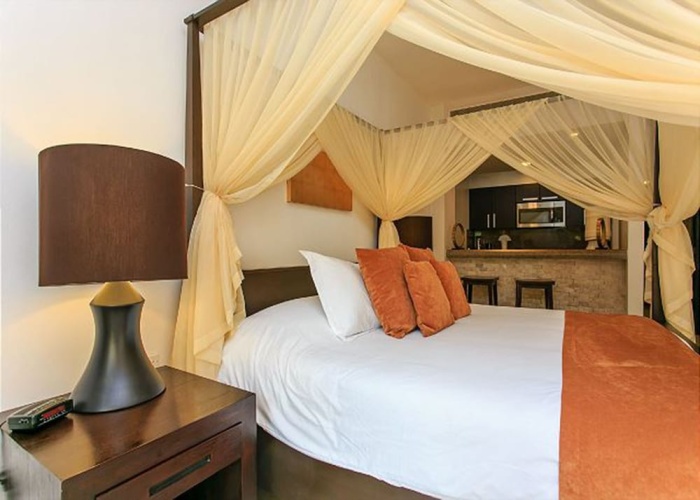Aldea Thai 01 by Tripintravel