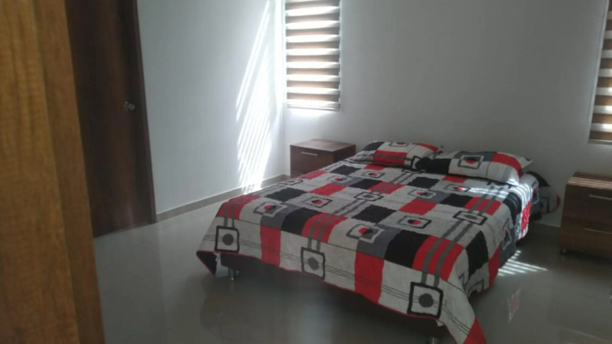 Casa Moderna Con Piscina Privada Y Jacuzzi