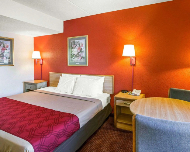 Econo Lodge Jonesboro - Atlanta South