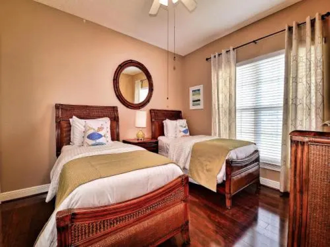 Bay Harbor 302