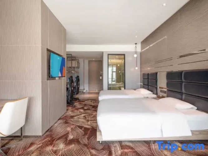 Standard Twin room with river view
