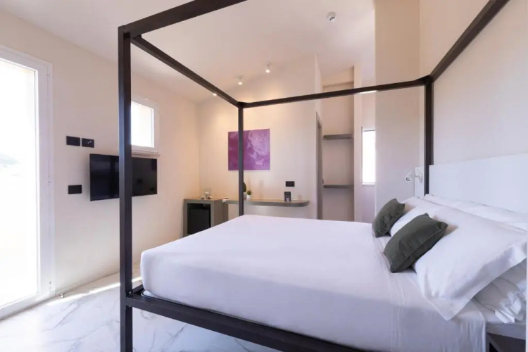 Pietra Bianca Hotel
