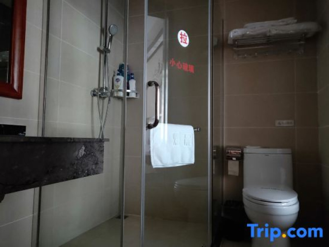 Yusheng Hotel
