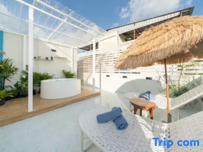 Wink Central 10 Patong Beach Phuket