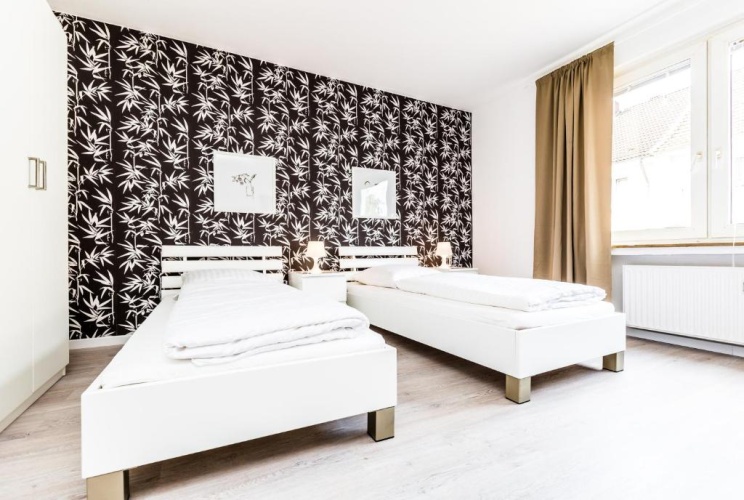 2 Bedrooms Quadruple Apartment