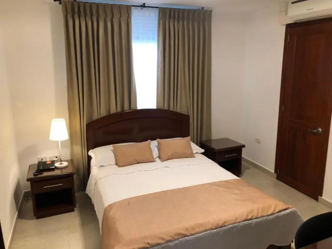 Colon Plaza Hotel