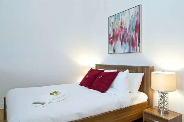 Architectural 2BR in Wicker Park by Sonder
