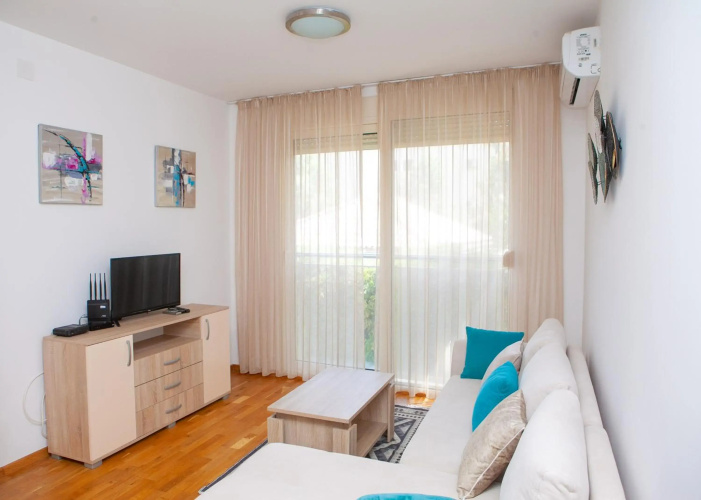 Apartments LORA Cetinjska18