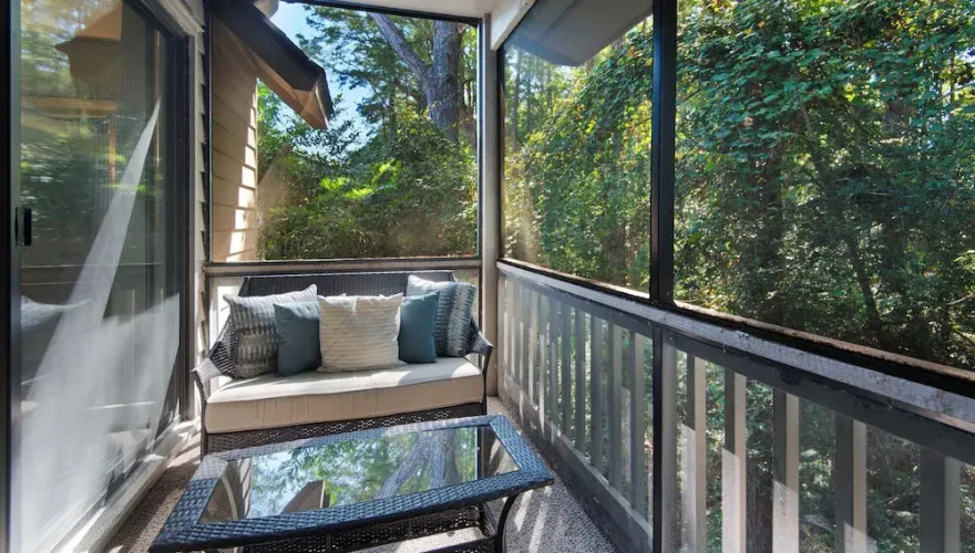 2br/2.5ba, Pool, Tennis, Beach Access!