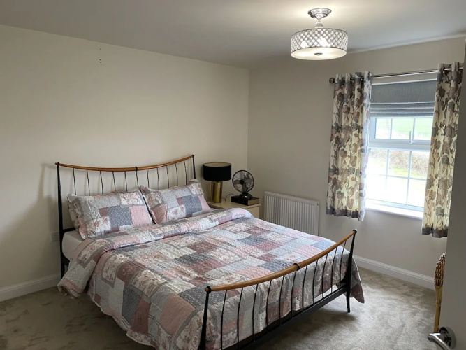 Charming 4-bed House in Grantham