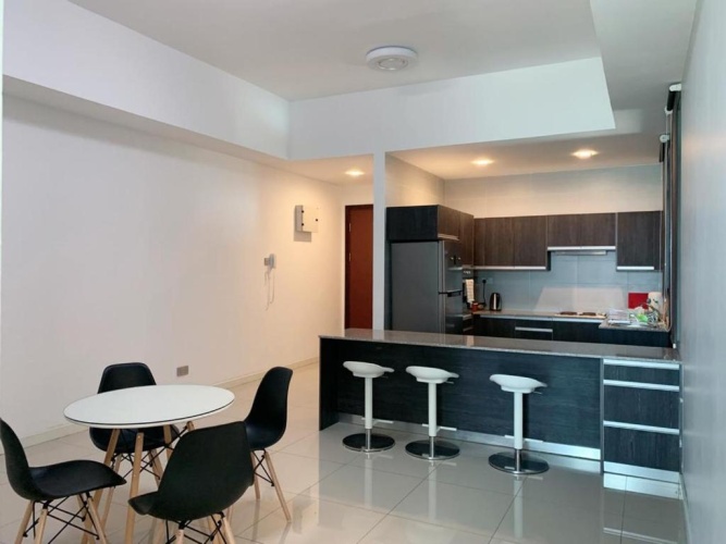 3 Bedrooms Apartment
