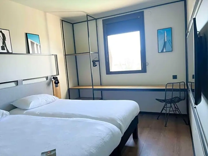 Standard Twin Family room