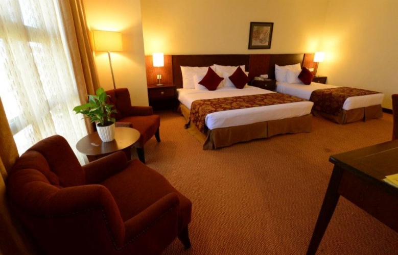 Premier Triple Suite