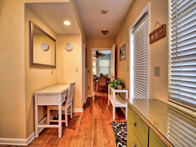 Palm Place 4- Royal Palm 621