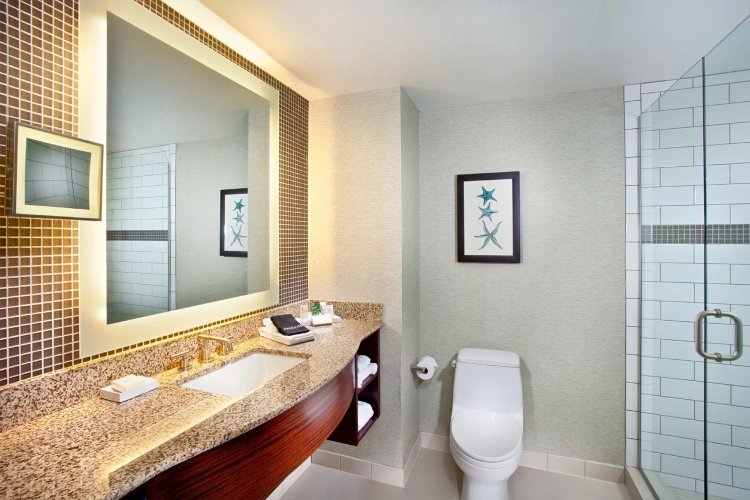 Standard Quadruple room with balcony and with ocean view