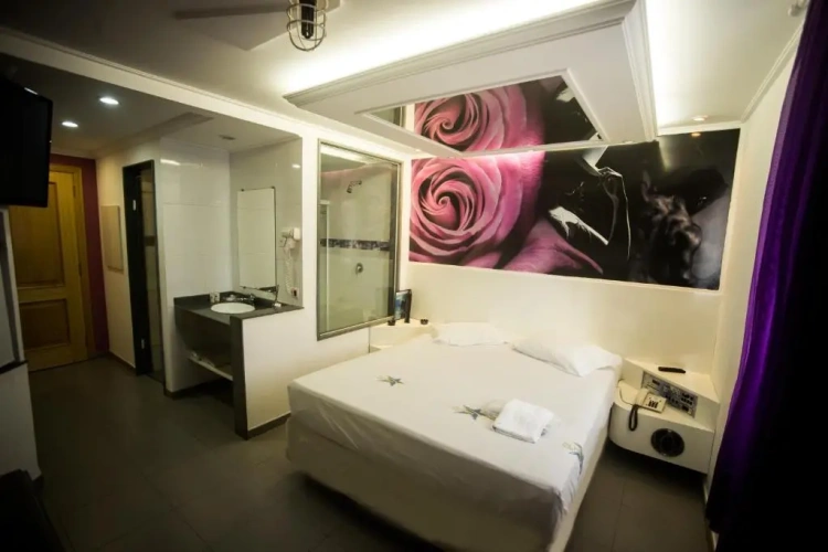 Luxury Suite