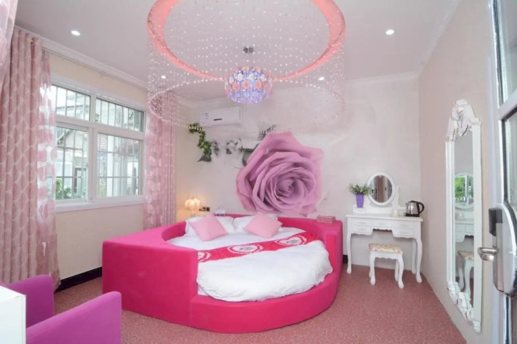 Weibo Hotel