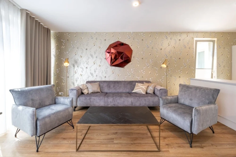 3 Bedrooms Executive Family room