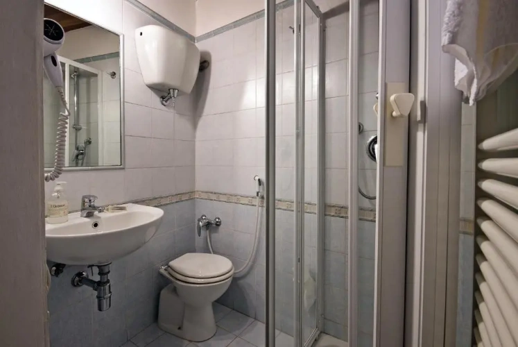 Standard Single room