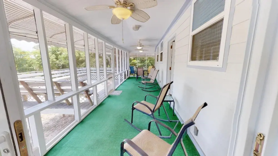 Beach Nugget by Tybee Vacation Rentals